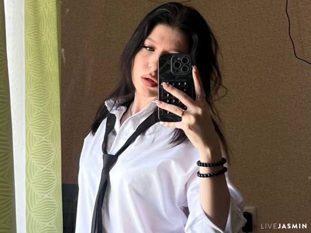 Browse GaleGilner live chat profile