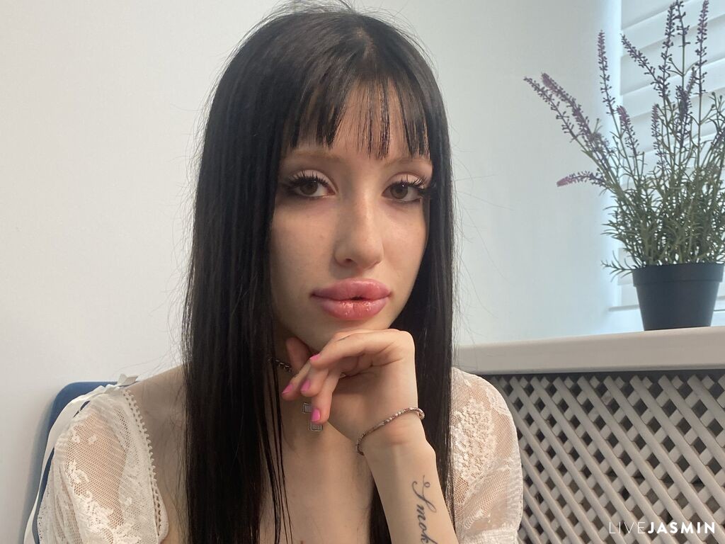 GigiEckenrode live cam girl profile