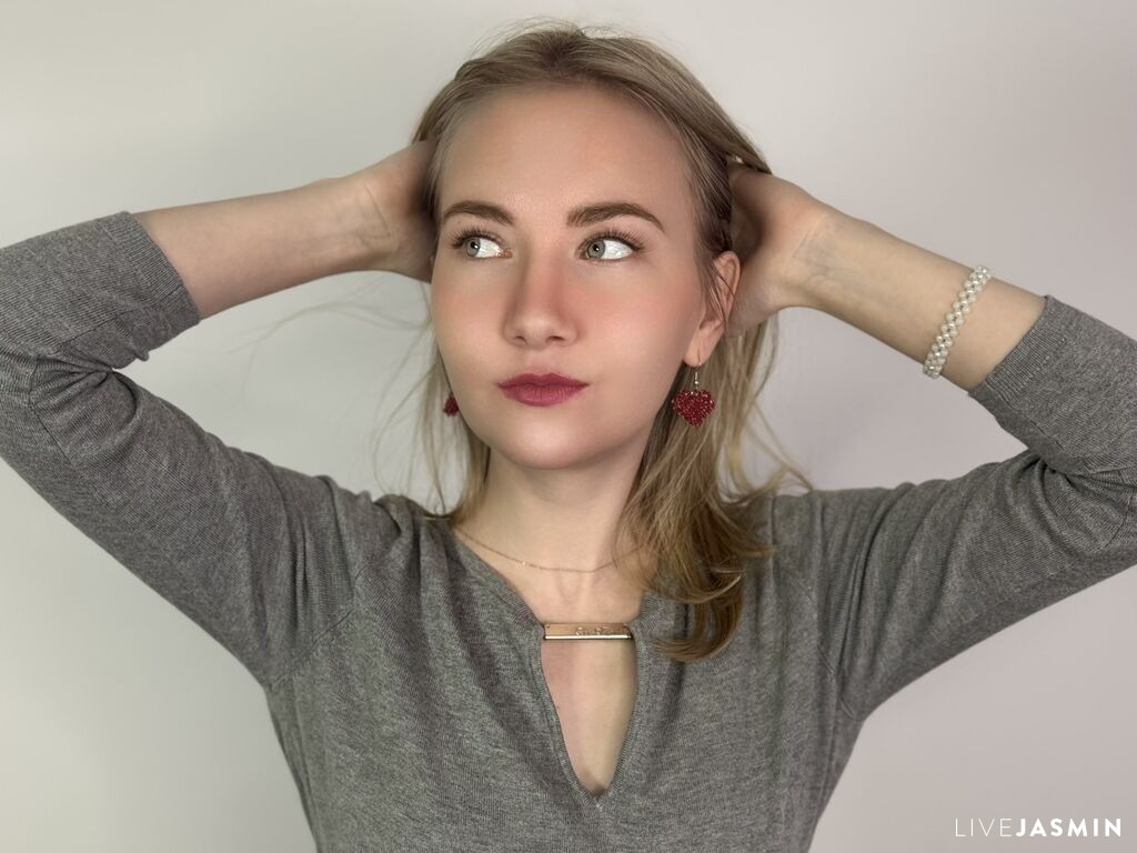 HisakoHenn live cam girl profile