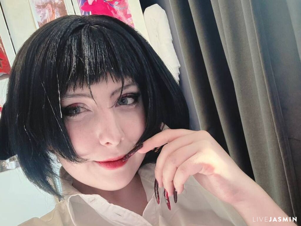 Live cam model HollisBalzarine