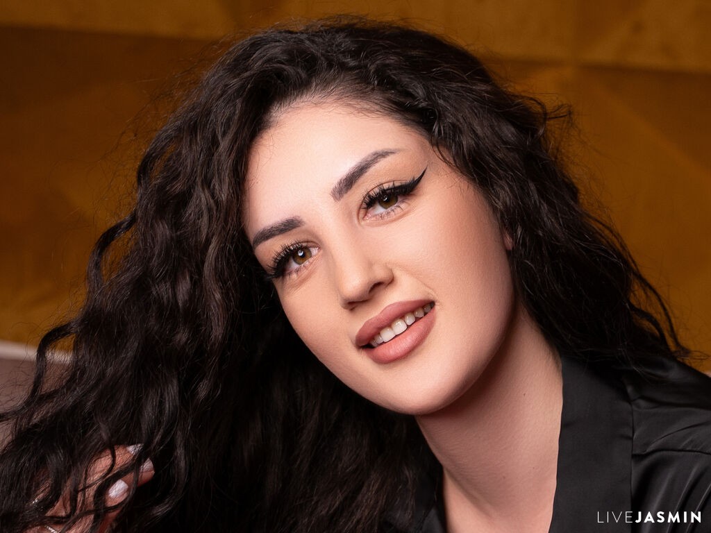 Live cam model IrisOwen