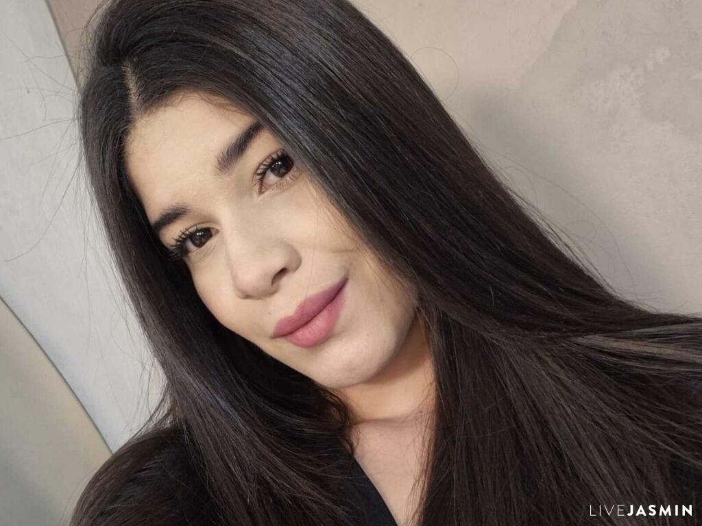 IsaRivera LiveJasmin model profile