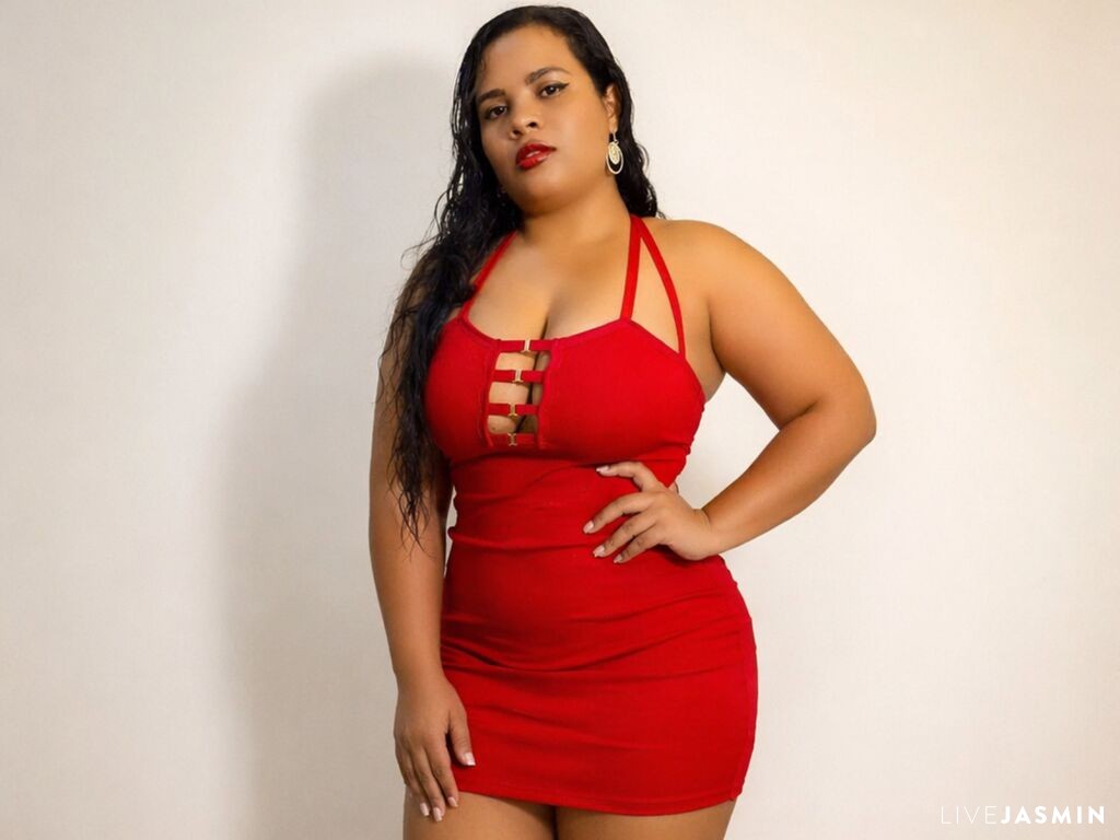 Profile photo for IsabelaGlow