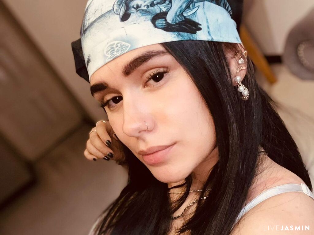 IsabellaCarpter live cam girl profile