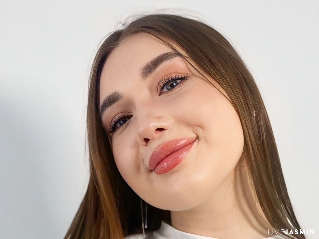 IvalineKinter live cam girl profile