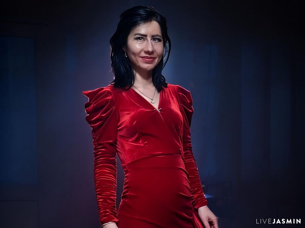 IvyOlsen LiveJasmin model profile