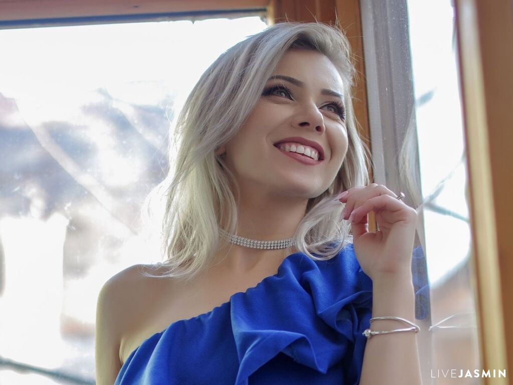 Live cam model IvyThompson