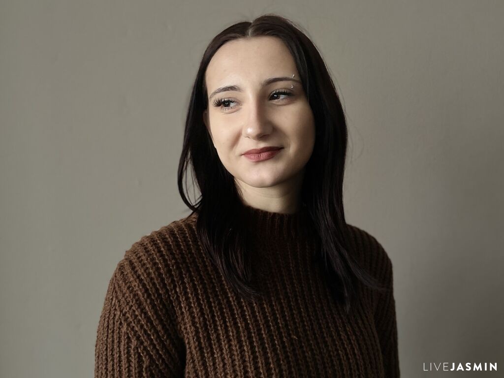 Browse JacquiVetri live chat profile