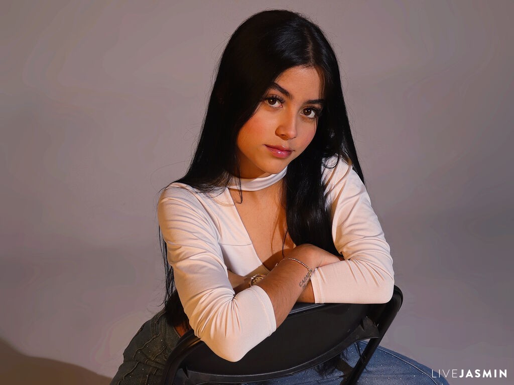 Profile photo for JadeMinob