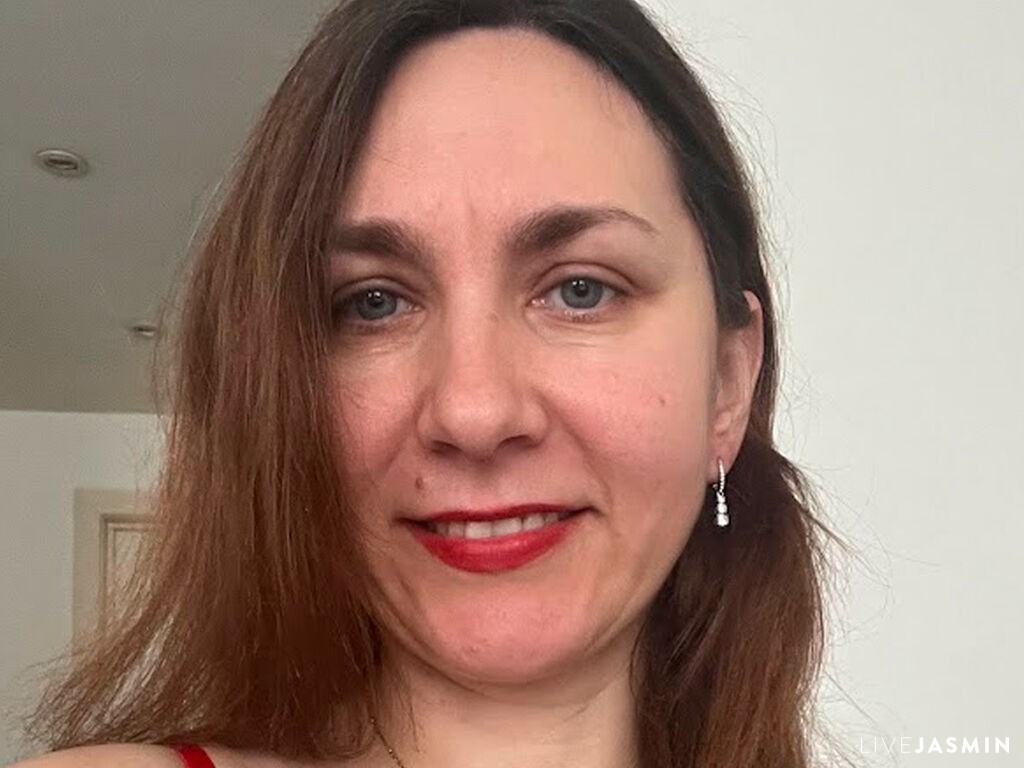 Browse JasminGlamours live chat profile