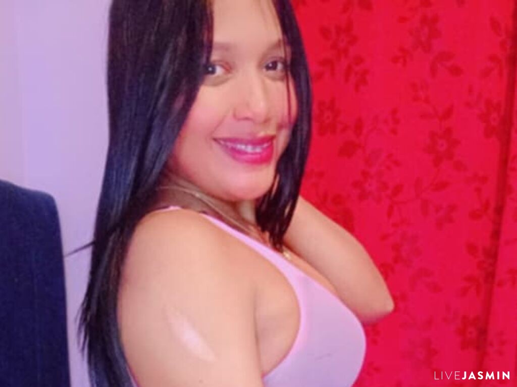 Profile photo for JasmineHilles