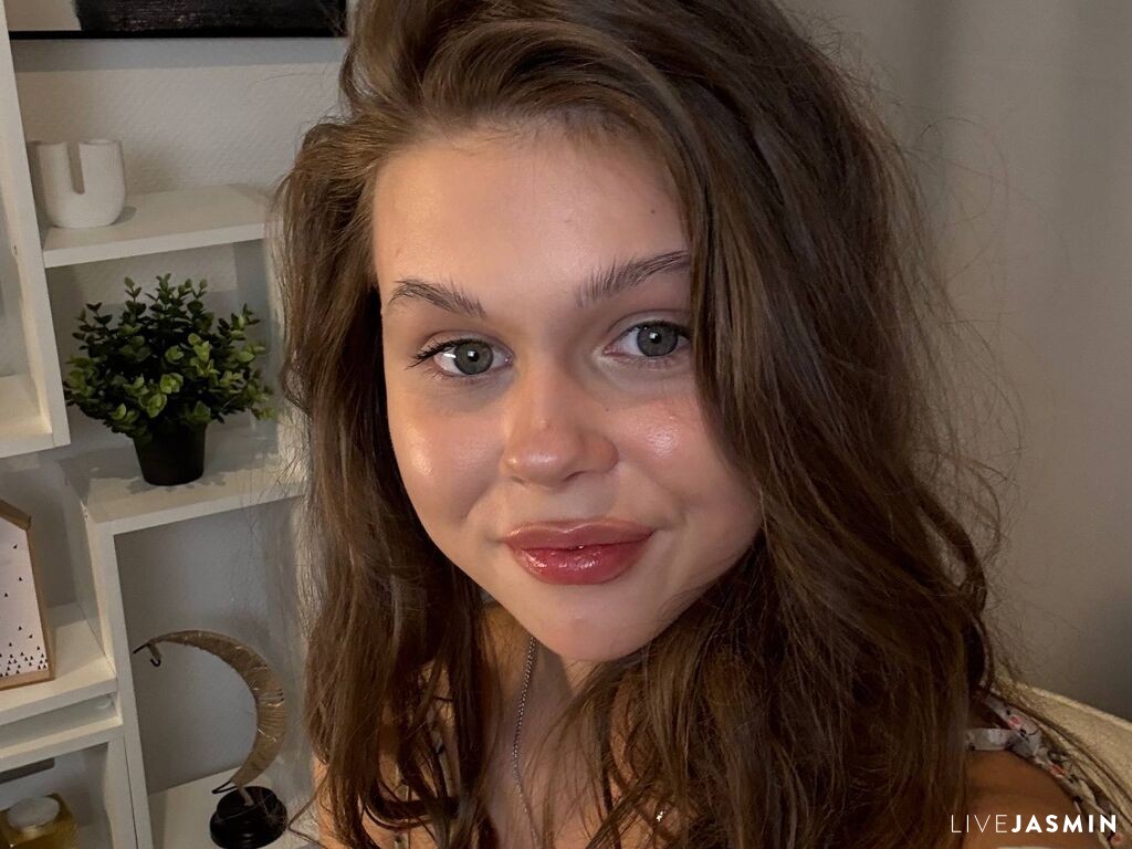 JenetteKotzur LiveJasmin model profile