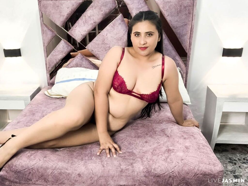 View JesikaDavies cam profile and live status