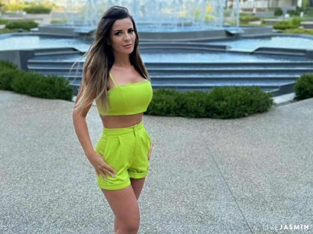 Live cam model JessieHill