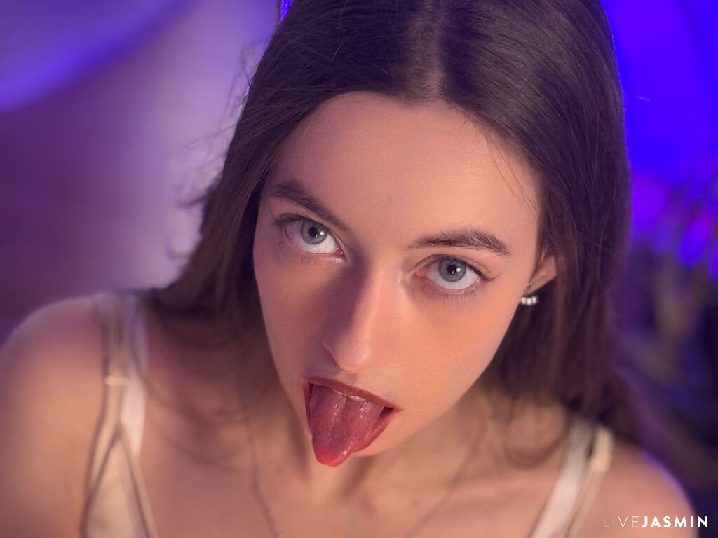 Profile photo for JinnyShiny