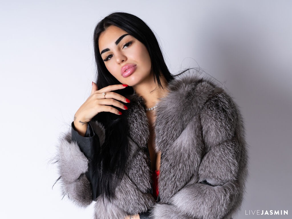 Profile photo for JuliaHaze