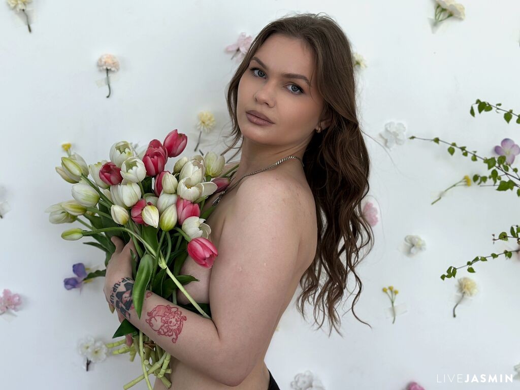 Profile photo for JuliaRosse