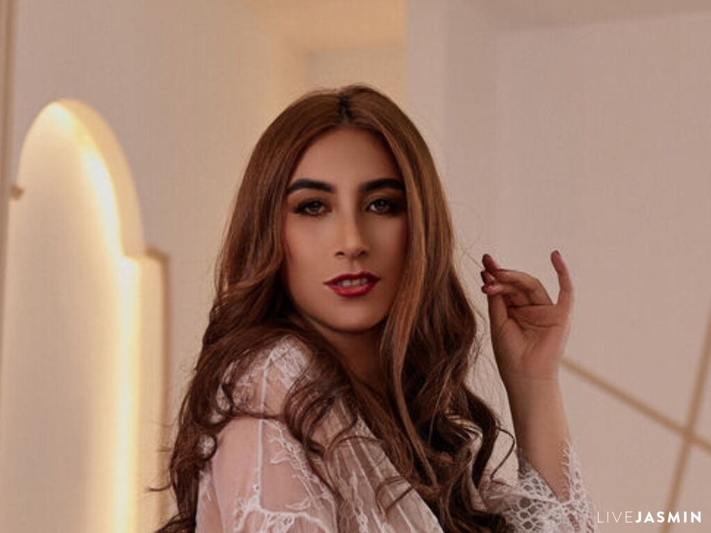 Browse JulietaLake live chat profile