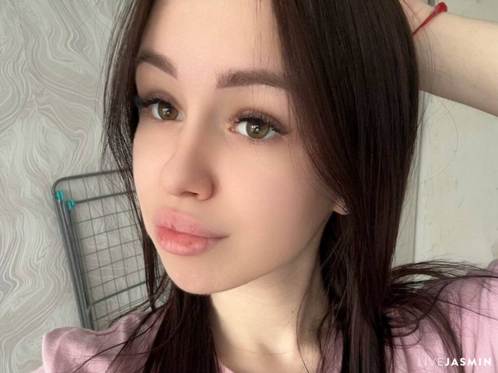 View KaleyKurns cam profile and live status