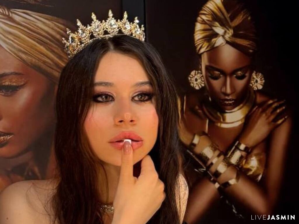 Profile photo for KarenEstrada