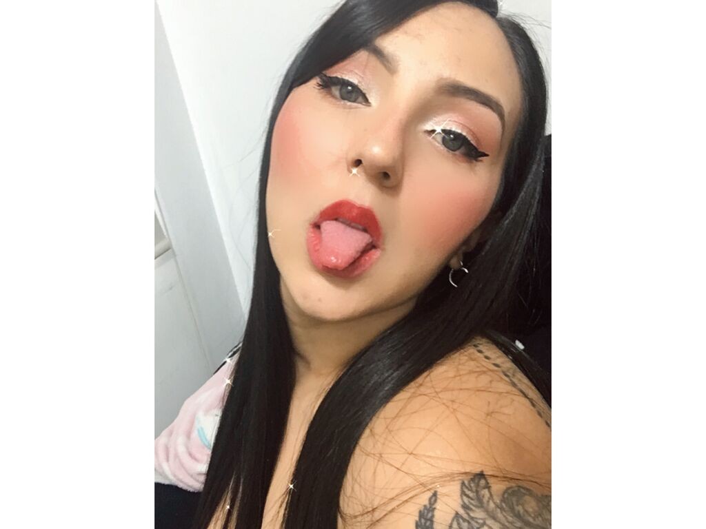 KateMoons online live cam profile