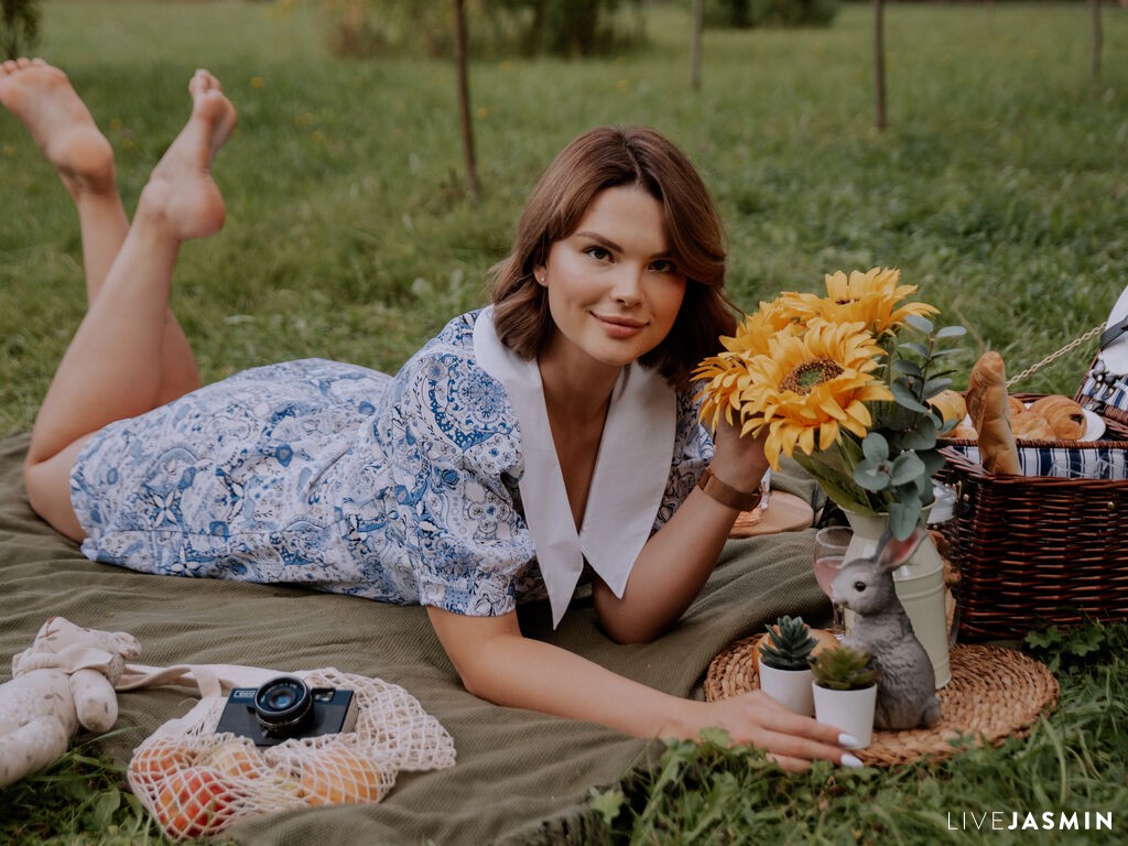 Browse KateSamoilova live chat profile