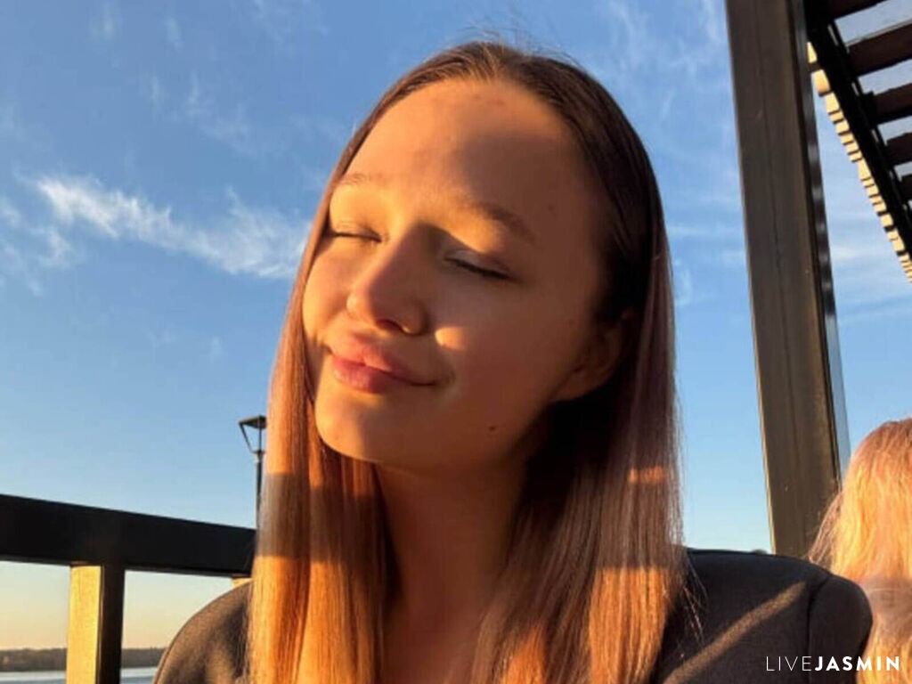 KatharineDeakyne LiveJasmin model profile
