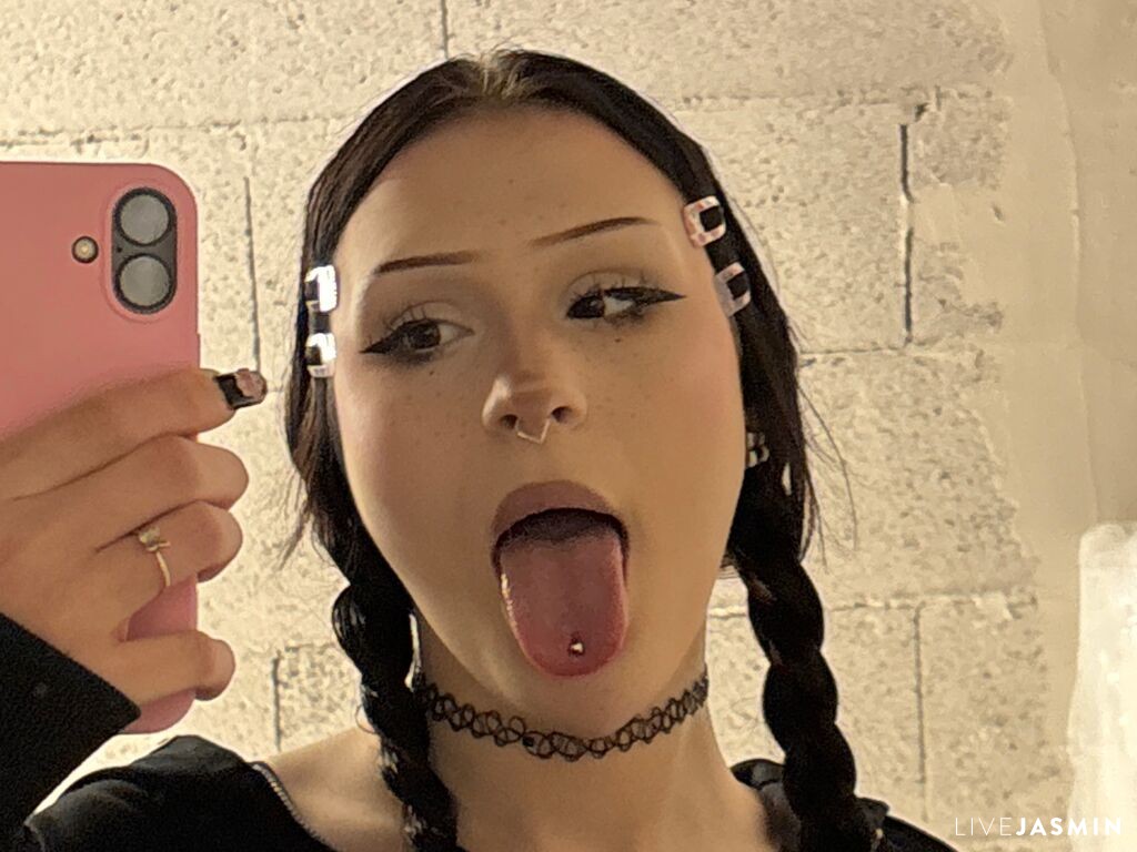KattyIvy live cam girl profile
