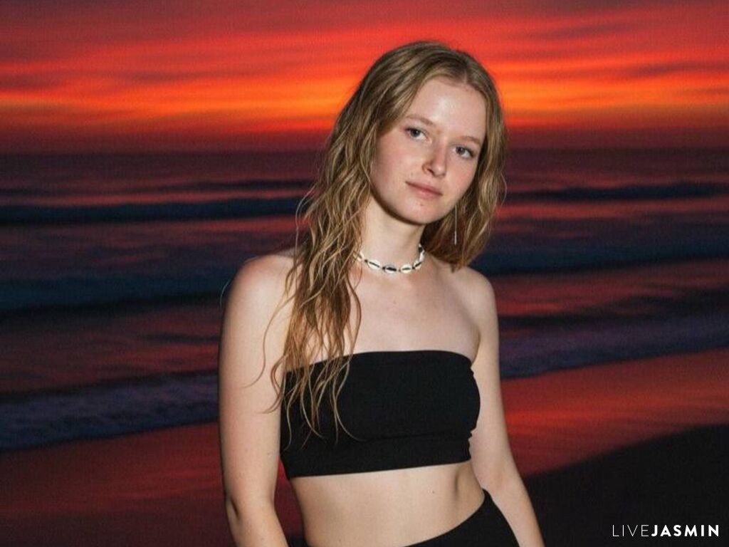 Browse KeilaSmiekowski live chat profile