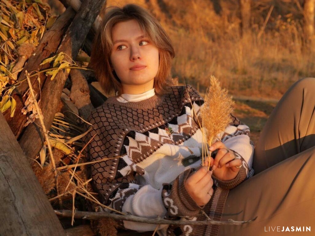 KennaKhum LiveJasmin model profile
