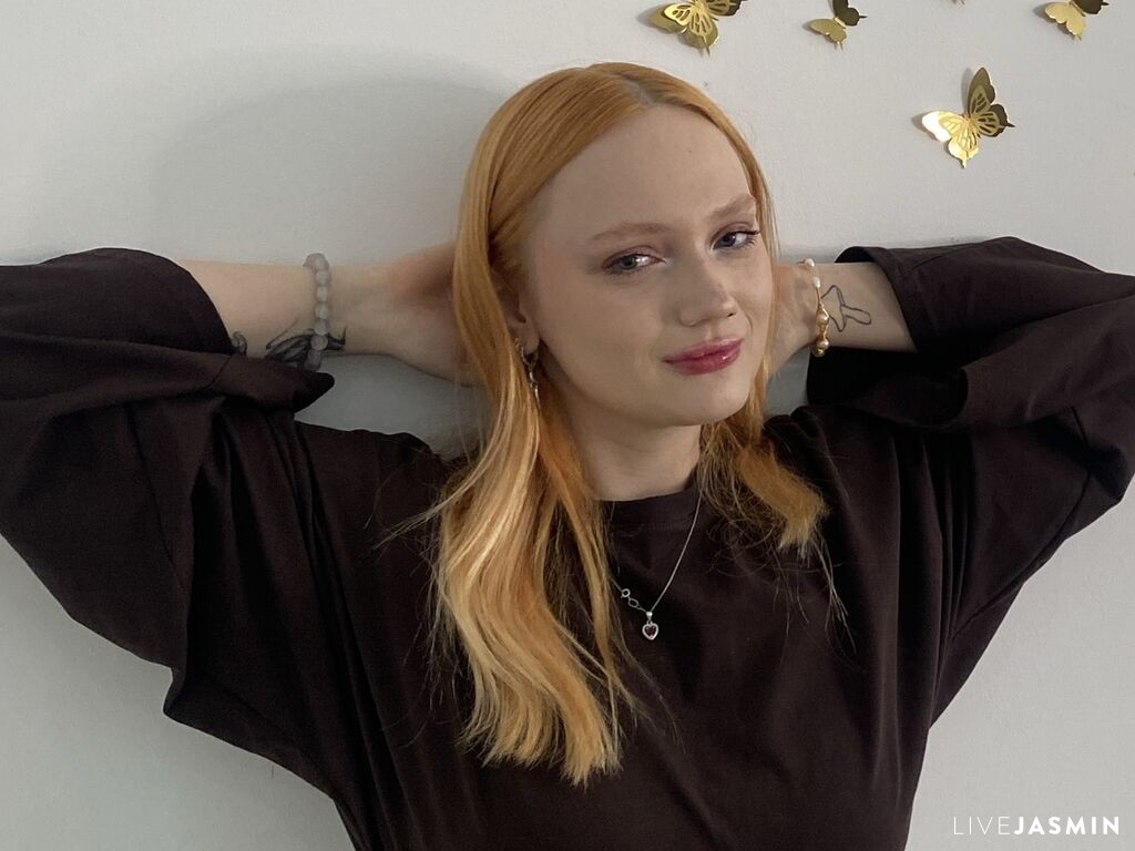 LaceyBehimer live cam girl profile