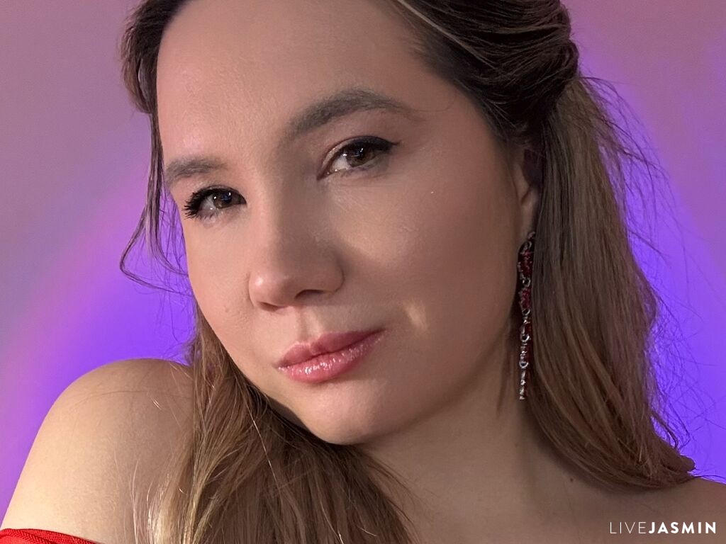 LanaBowie live cam girl profile