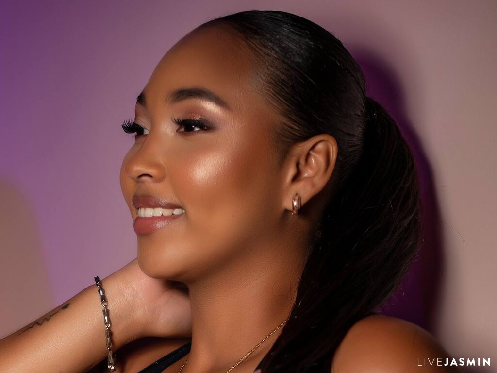 Profile photo for LaylaWalls