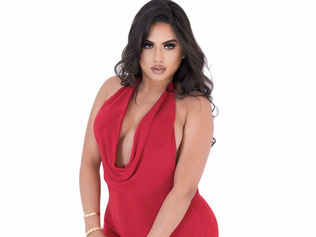 View LeiaLeenh cam profile and live status