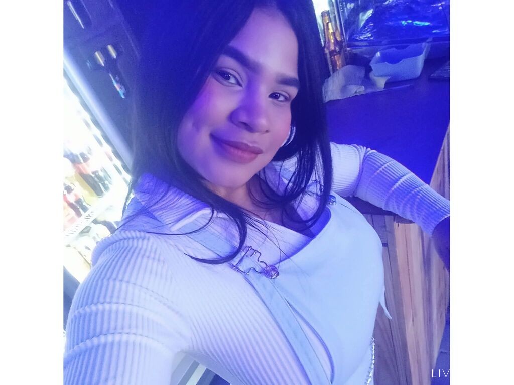 Browse LilaVolcan live chat profile