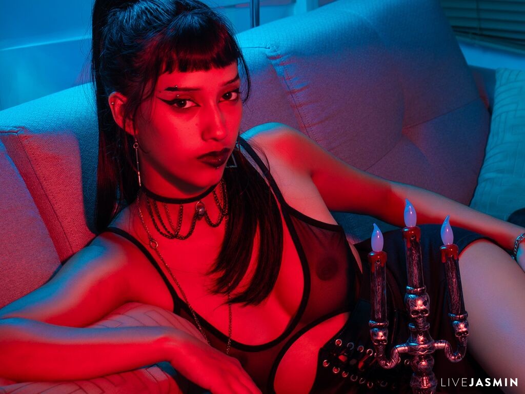 LilithBrooks LiveJasmin model profile