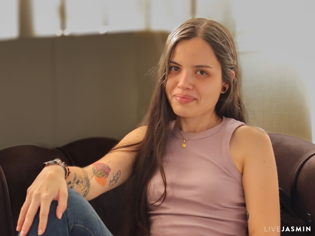 Browse LilyVoss live chat profile
