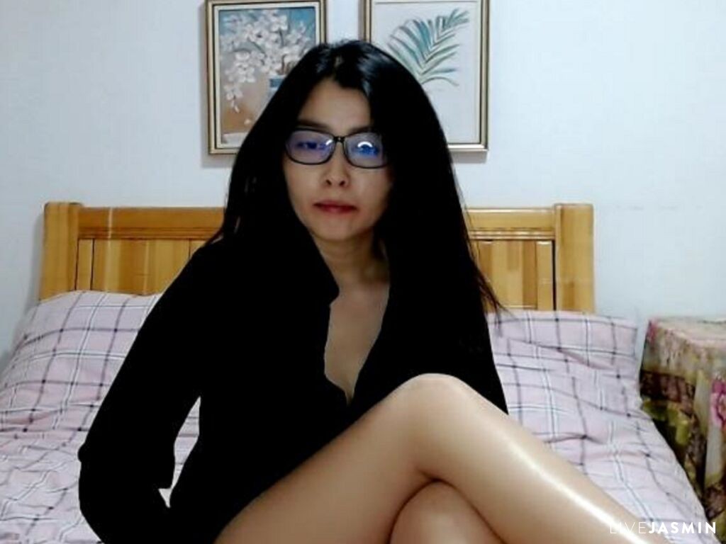 Profile photo for LinaZhang
