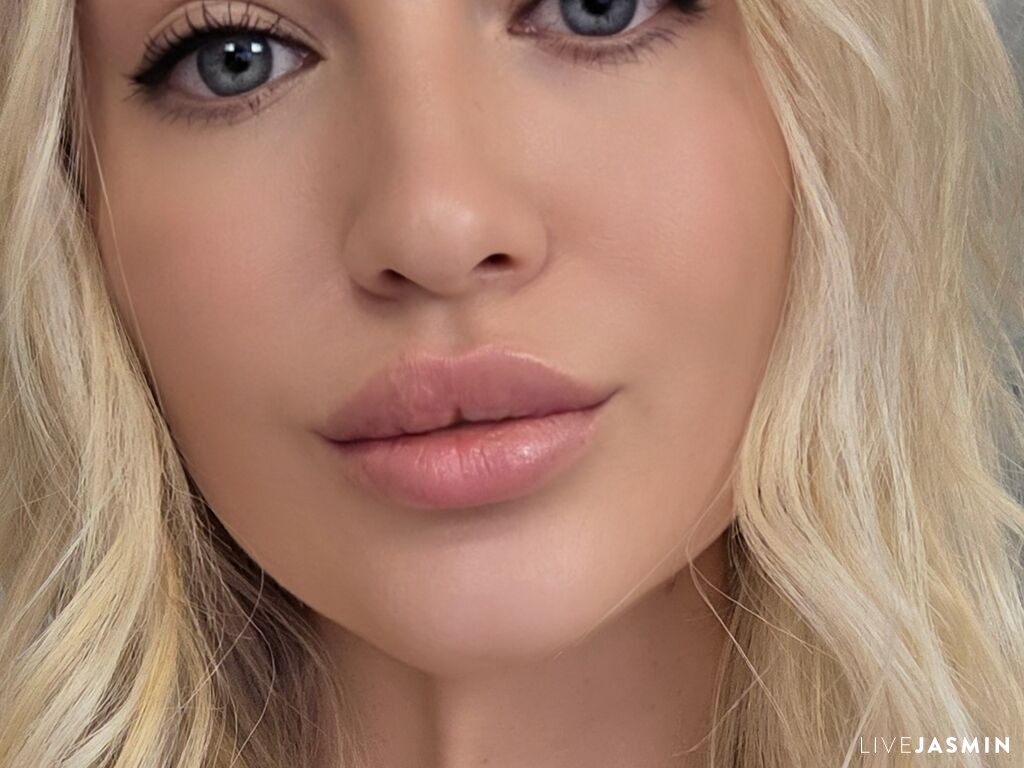 LindyHoti LiveJasmin model profile