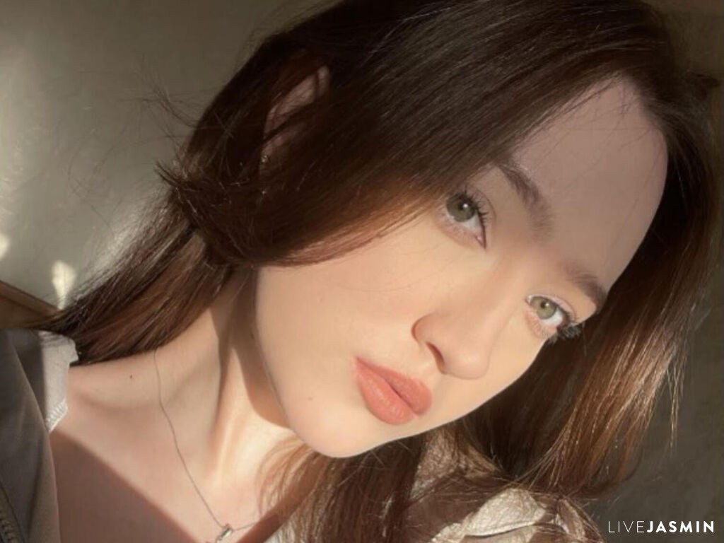 Browse LisanBrown live chat profile