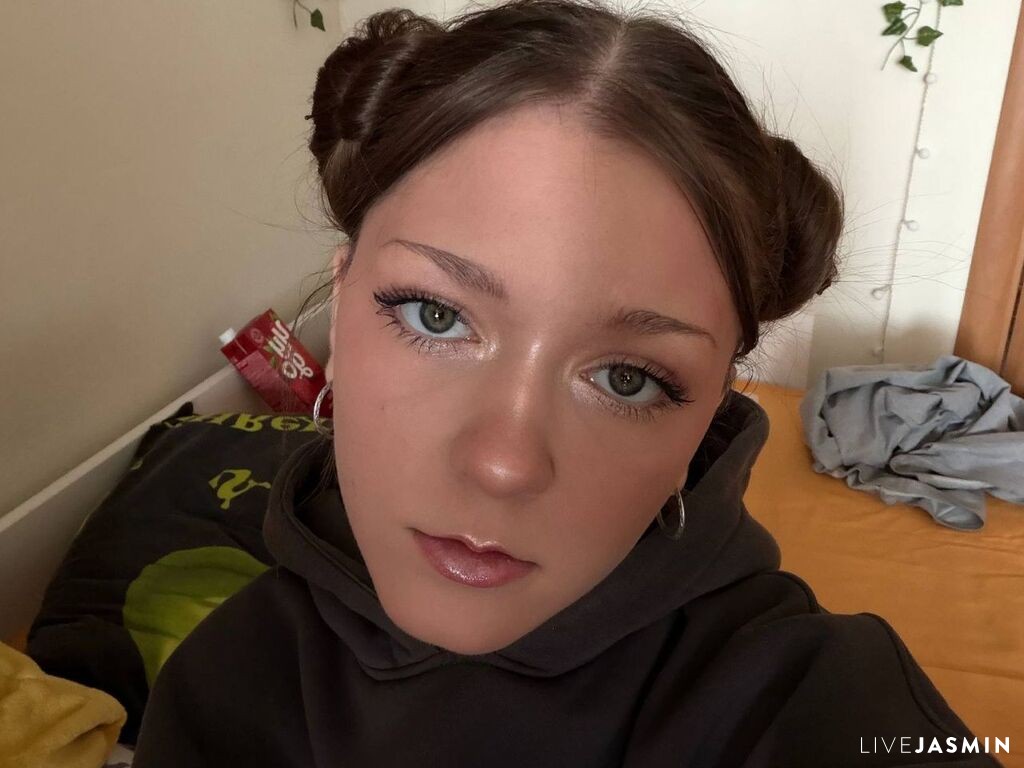 LondaAdauto live cam girl profile