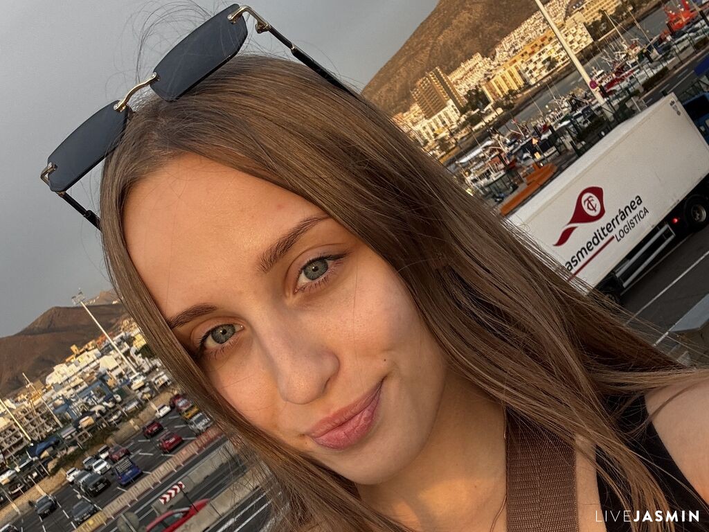 Profile photo for LunaDarkwood