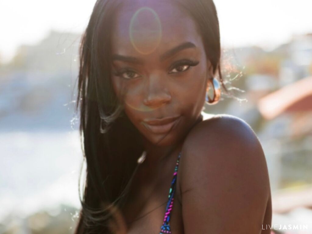 Profile photo for LylaJones