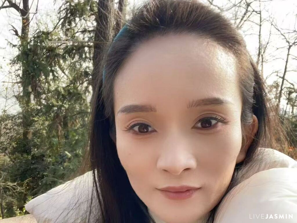 Live cam model longMei