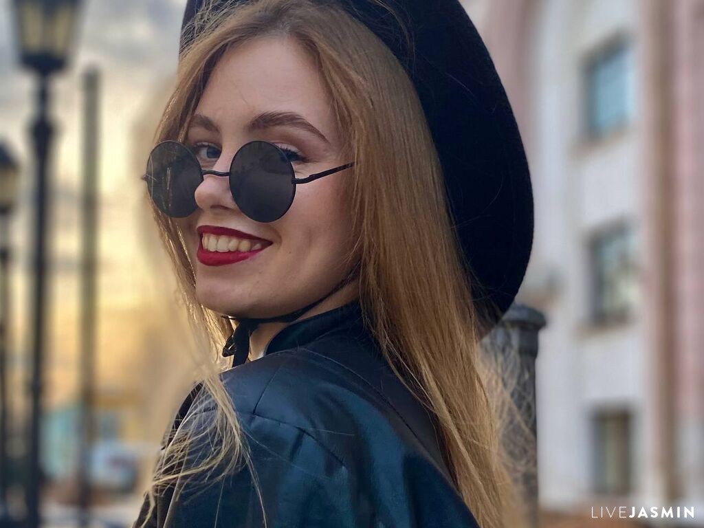 Profile photo for MaiaOshman