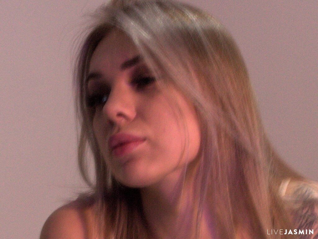 MargaretRass live cam girl profile
