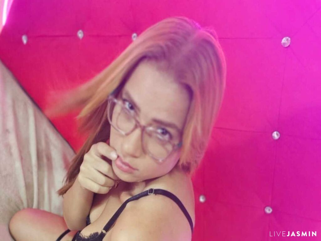 Profile photo for MarieHarper