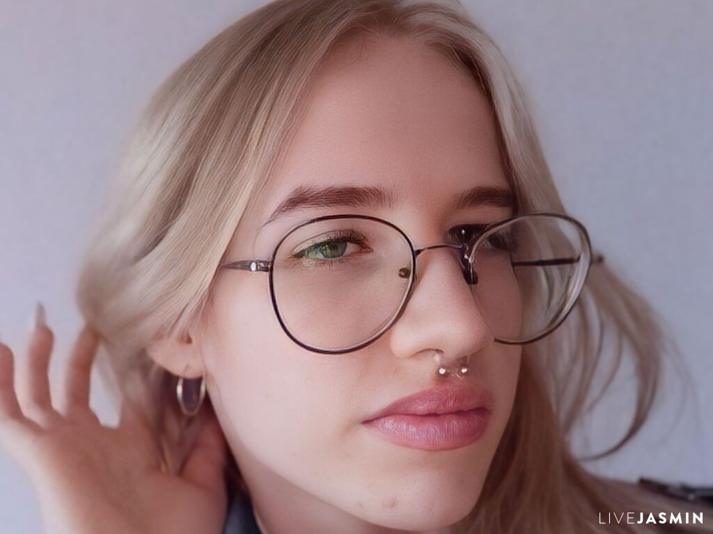 MarielSmolko live cam girl profile