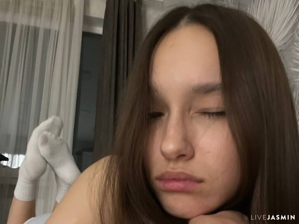 Browse MariellaLot live chat profile