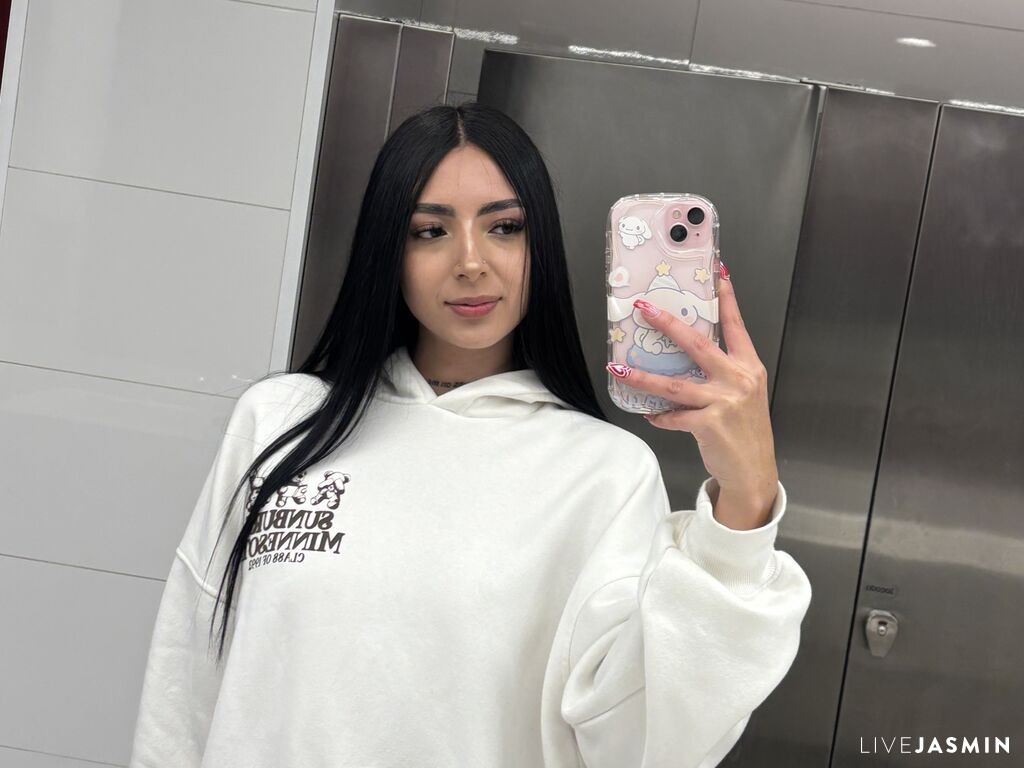 MarinKitawa live cam girl profile